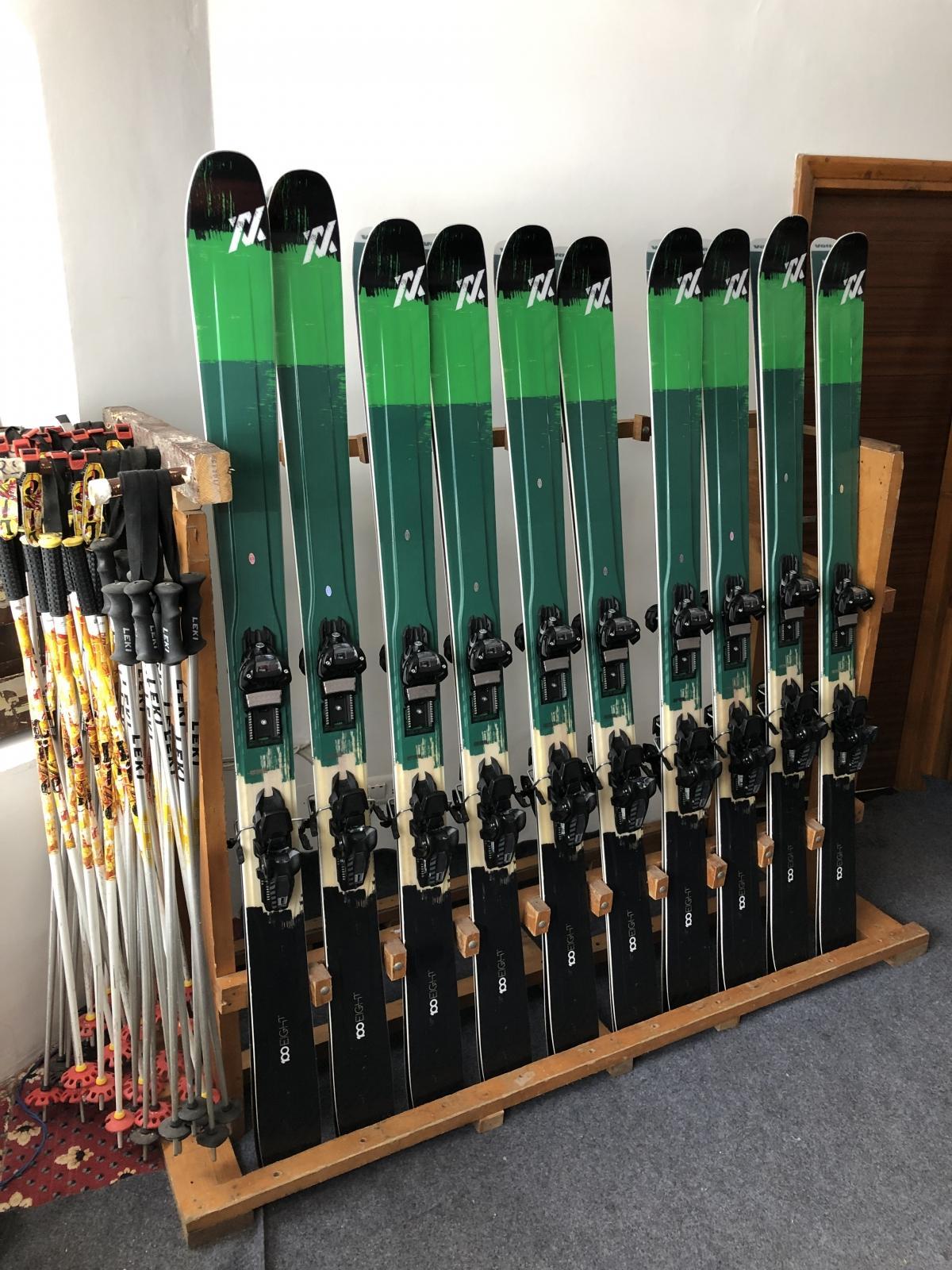 https://nat.himalayaheliski.com/wp-content/uploads/2025/04/equipment.jpeg