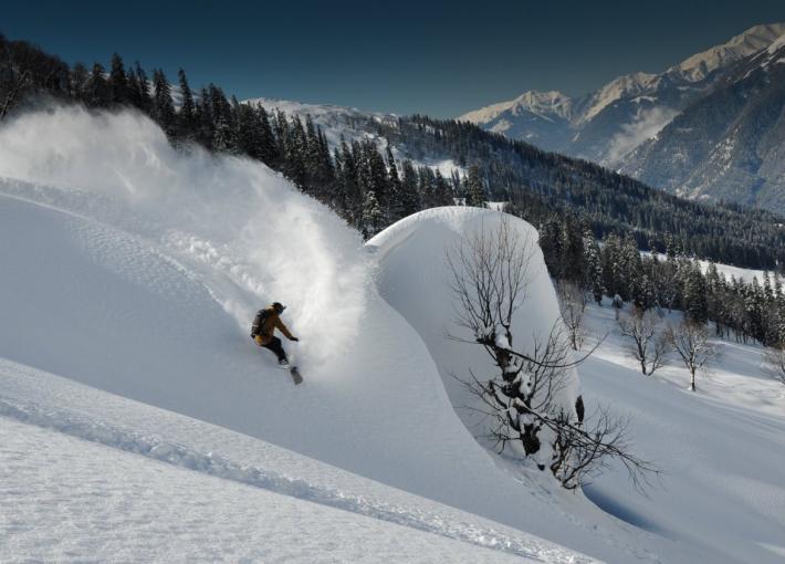 https://nat.himalayaheliski.com/wp-content/uploads/2025/04/video_page.jpeg